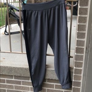 Women’s joggers